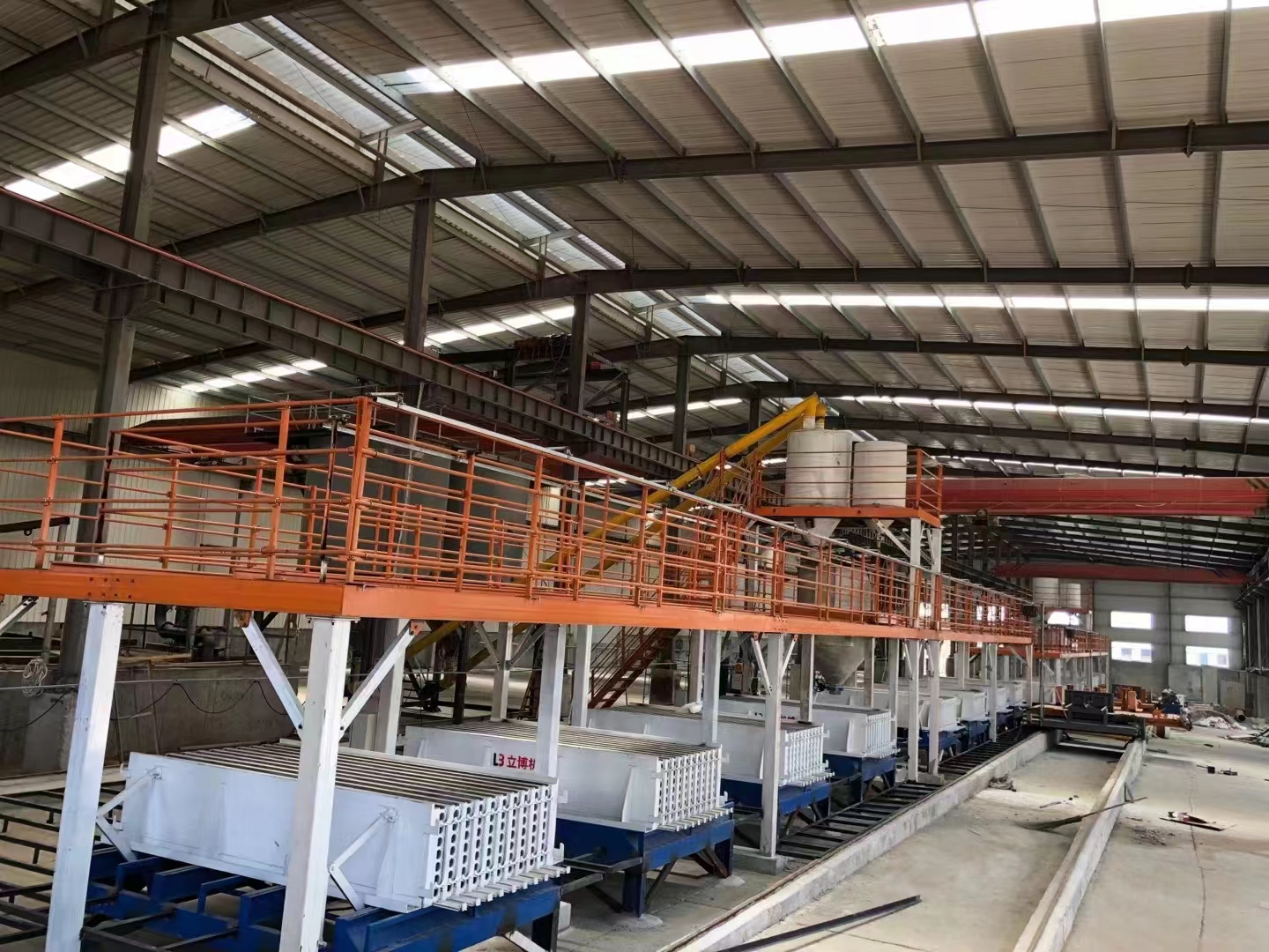 石膏墻板設(shè)備